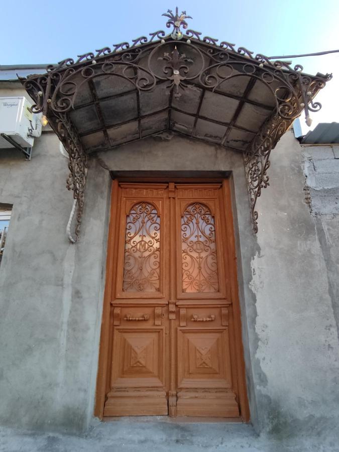 Vintage Door Tbilisi Apartment Екстериор снимка